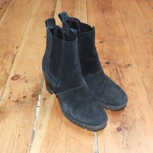 Black Ugg Boots
